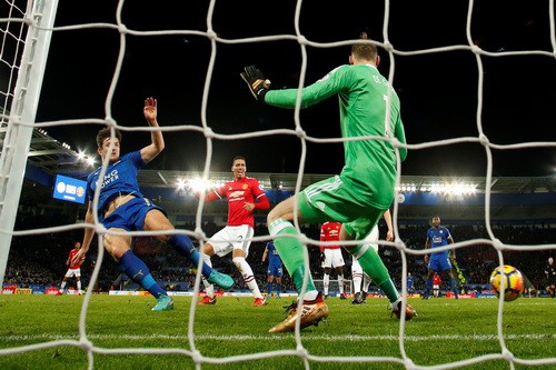 Thủng lưới phút bù giờ, Man United ôm hận với Leicester - Ảnh 6.
