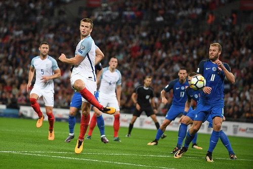 Xe tăng Đức bắn hạ Na Uy, Tam sư thoát hiểm ở Wembley - Ảnh 7.