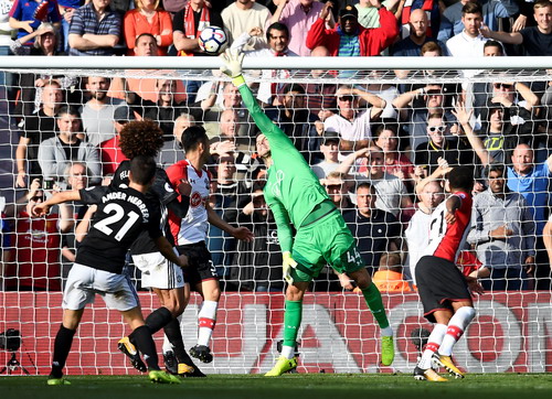 Man City đè bẹp Palace, Lukaku lấy 3 điểm cho Man United - Ảnh 3.