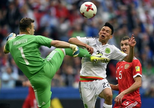 Ngược dòng loại chủ nhà Confed Cup, Mexico vào bán kết - Ảnh 4.