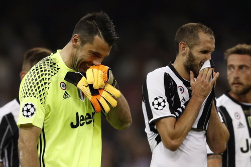 Chung kết Champions League: Nước mắt Buffon và kỷ lục Ronaldo - Ảnh 4.