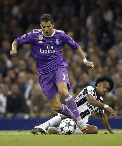 Chung kết Champions League: Nước mắt Buffon và kỷ lục Ronaldo - Ảnh 6.
