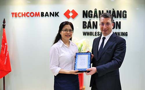 Techcombank liên tiếp nhận giải thưởng quốc tế về thanh toán xuất sắc - Ảnh 1.