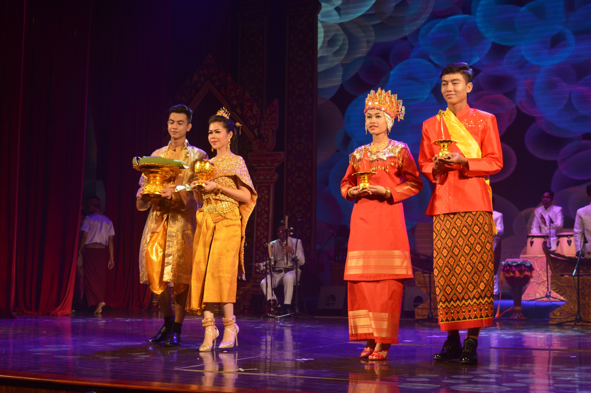 Cùng ngắm những nét đẹp đặc sắc của văn hóa Khmer Nam bộ - Ảnh 8.