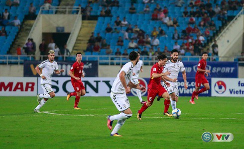 Tuấn Mạnh lăn xả, Việt Nam giành vé dự VCK Asian Cup 2019 - Ảnh 1.