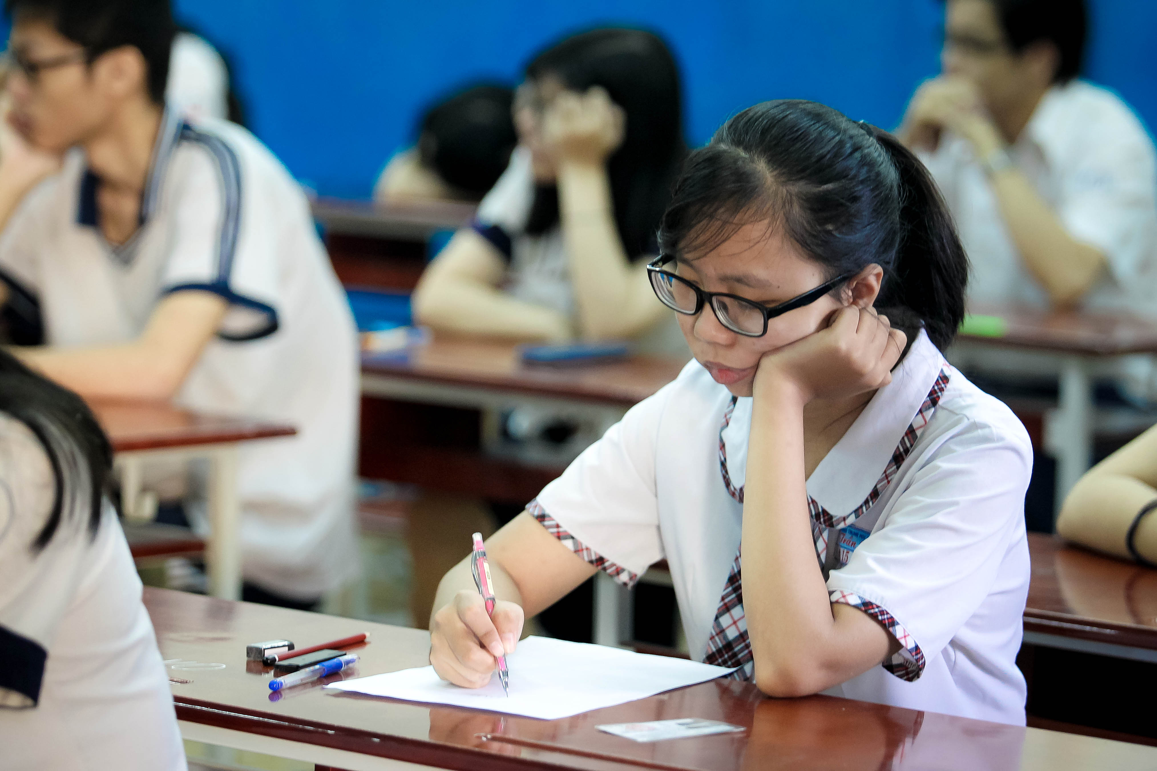 Điểm sàn 2017: 15,5 điểm cho hầu hết những tổ hợp - Ảnh 2. Điểm sàn 2017: 15,5 điểm cho hầu hết nhiều tổ hợp - Ảnh 2.