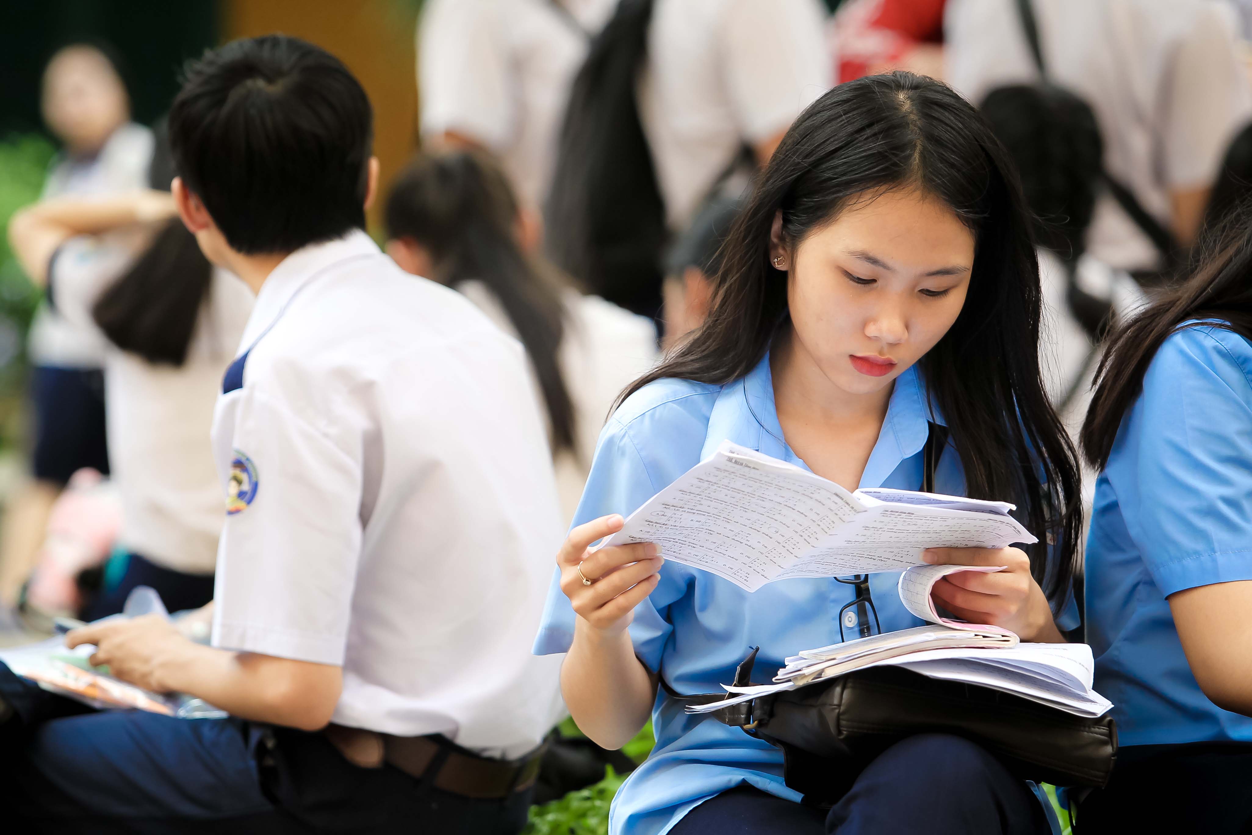 Chờ đợi đề toán lần đầu theo hình thức trắc nghiệm - Ảnh 1. Chờ đợi đề toán lần đầu theo hình thức trắc nghiệm - Ảnh 1.