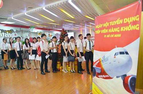 Vietjet tiếp tục tuyển tiếp viên - Ảnh 1.