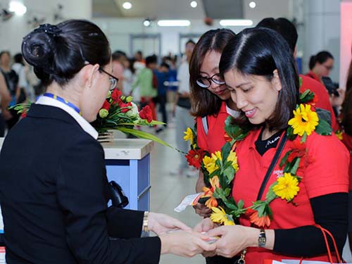 Vietjet khai trương đường bay Nha Trang - Seoul - Ảnh 1.