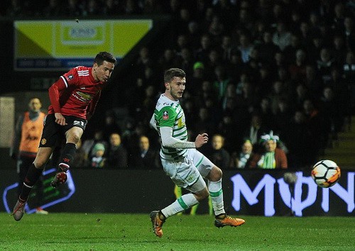 Sanchez ra mắt ấn tượng, Man United giành vé vòng 5 FA Cup - Ảnh 5.