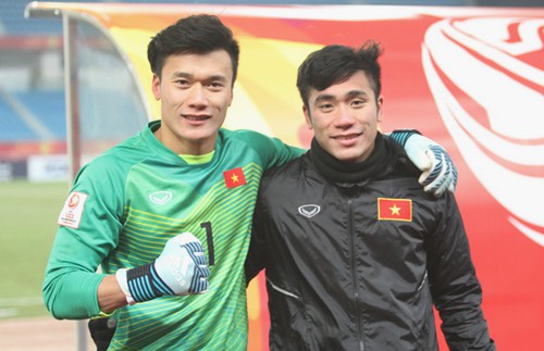 Vinh danh 3 tuyển thủ U23 Việt Nam, Bùi Tiến Dũng được thưởng 200 triệu đồng - Ảnh 1.