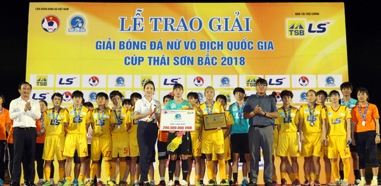 Phong Phú Hà Nam thắng TP HCM 1, lần đầu vô địch bóng đá nữ Việt Nam - Ảnh 12.