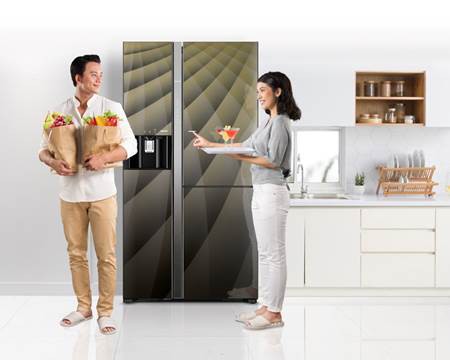 Hitachi ra mắt dòng sản phẩm mới với mục tiêu “Nâng tầm cuộc sống” - Ảnh 1.