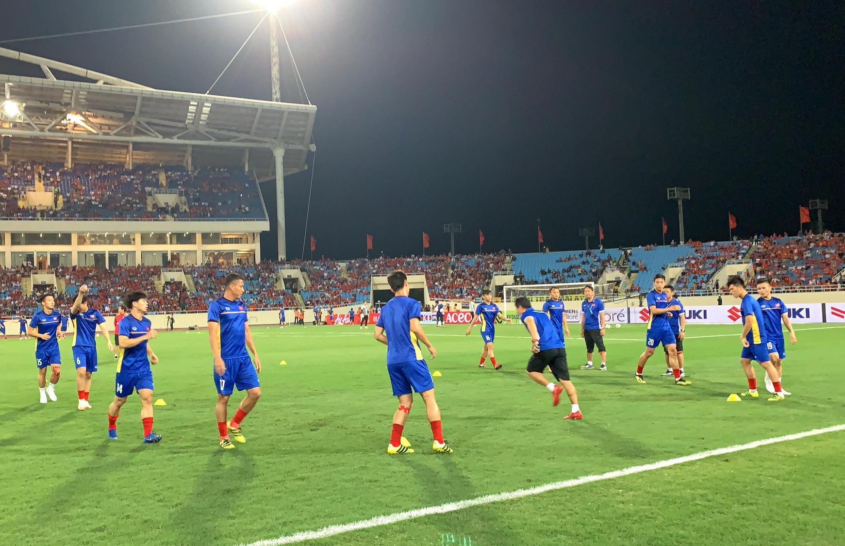 Clip Việt Nam - Malaysia 2-0: Chiến công trọn vẹn cho chủ nhà - Ảnh 10.