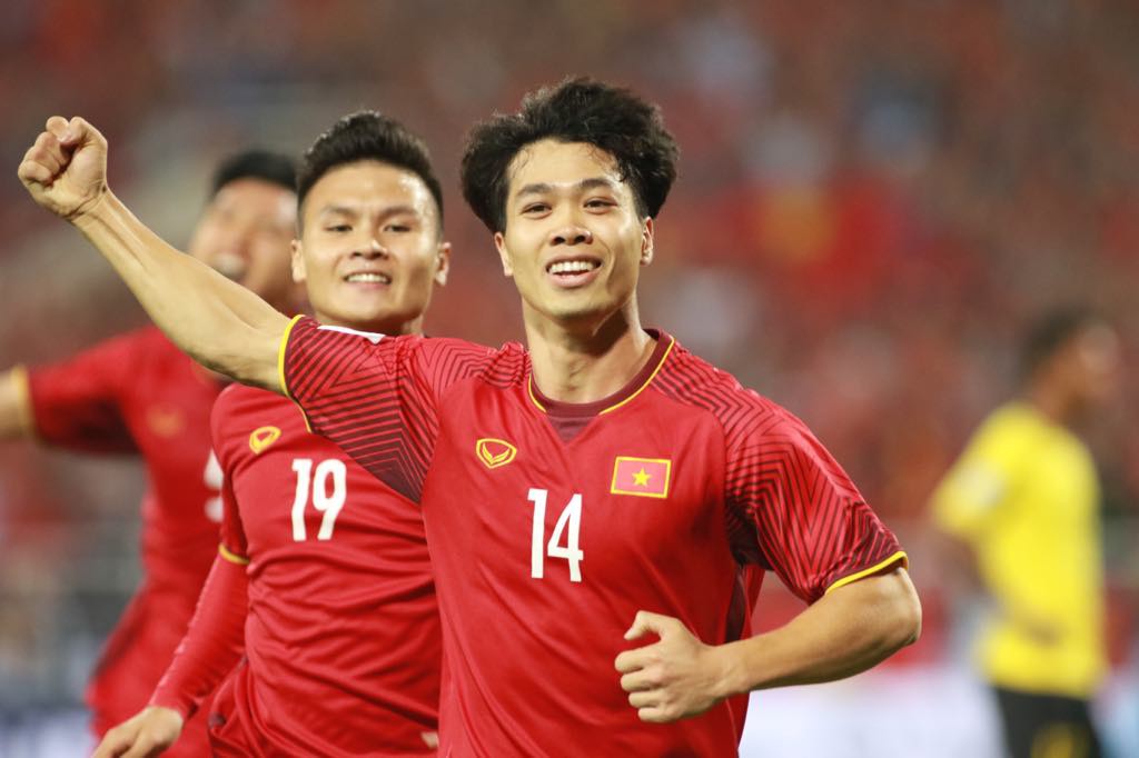 Clip Việt Nam - Malaysia 2-0: Chiến công trọn vẹn cho chủ nhà - Ảnh 7.