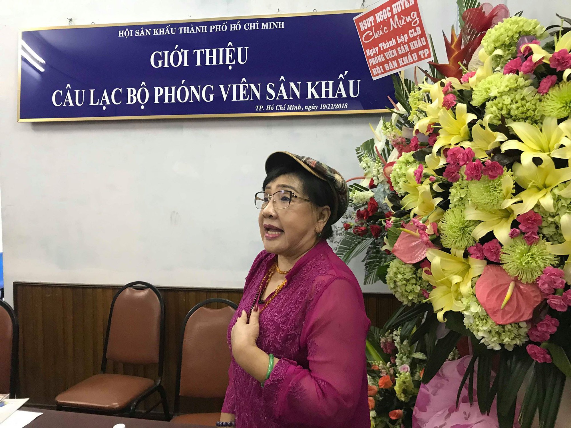 Đông nghệ sĩ hội ngộ trong ngày ra mắt CLB Phóng viên sân khấu - Ảnh 8. Đông nghệ sĩ hội ngộ trong ngày ra mắt CLB Phóng viên sân khấu - Ảnh 8.