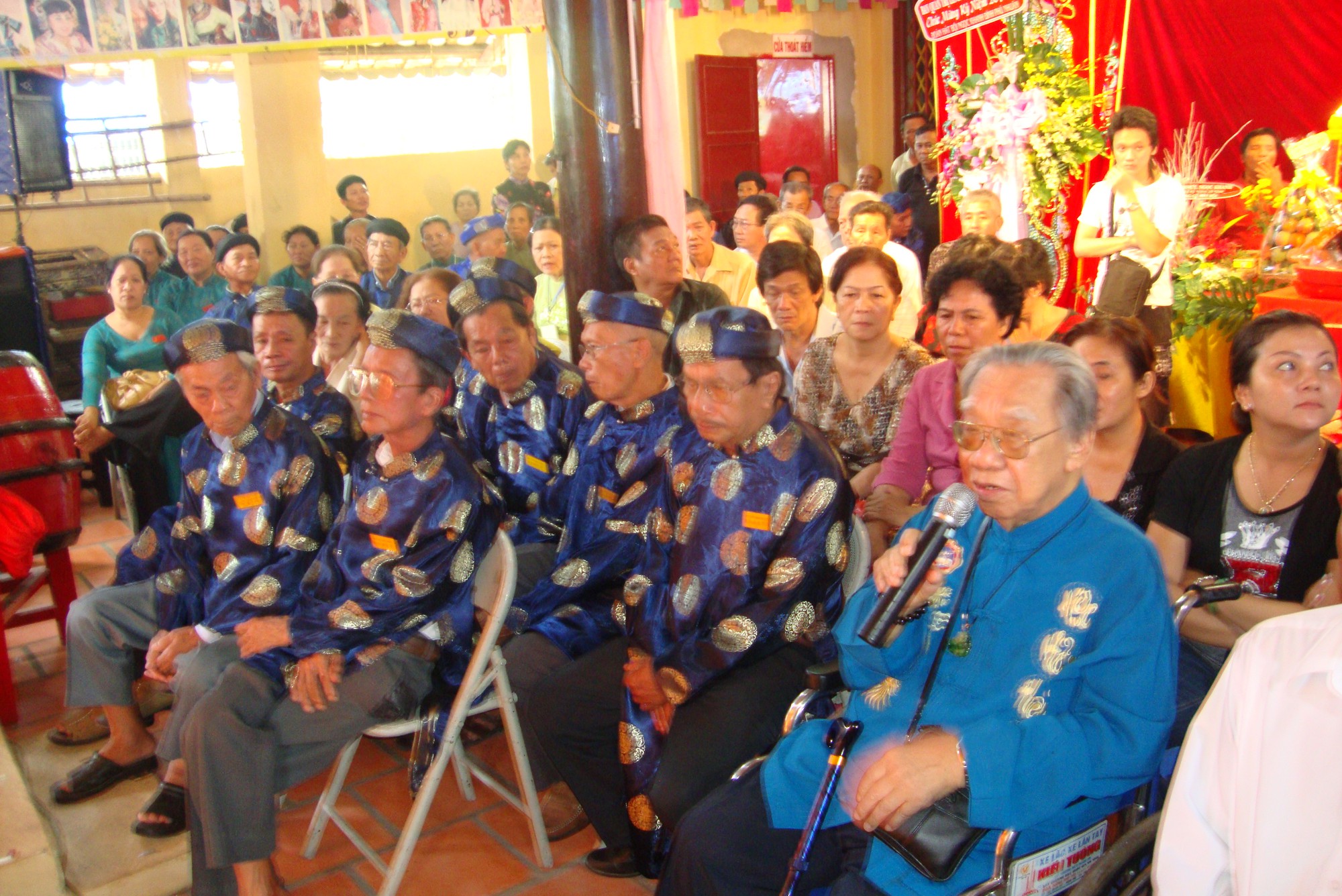 NSND Kim Cương tiếc nuối khi di nguyện của GS-TS Trần Văn Khê bất thành - Ảnh 5. NSND Kim Cương tiếc nuối khi di nguyện của GS-TS Trần Văn Khê bất thành - Ảnh 5.