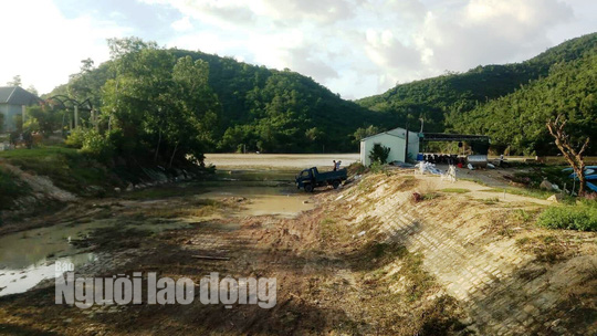 Cận cảnh những dự án treo cái chết trên đầu dân ở Nha Trang - Ảnh 14.