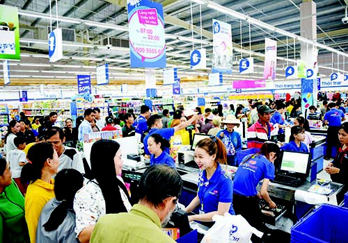Hệ thống bán lẻ Việt thu hút hàng triệu khách mỗi ngày - Ảnh 1.