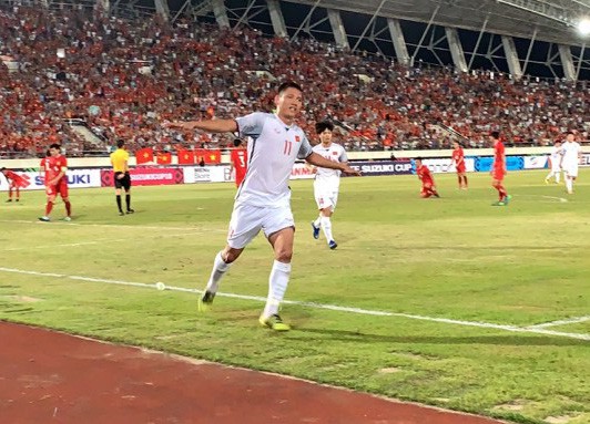 Clip Việt Nam - Malaysia 2-0: Chiến công trọn vẹn cho chủ nhà - Ảnh 17.