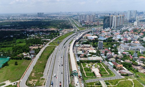 Nguồn cung căn hộ phía Đông Sài Gòn tăng kỷ lục - Ảnh 1.