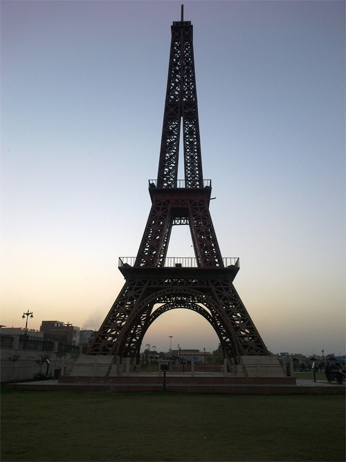 10 nơi ngắm tháp Eiffel mà không cần tới Pháp - Ảnh 10.