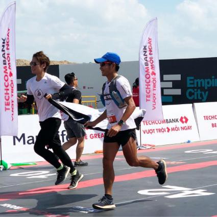Adidas Runners Saigon cùng “vượt qua giới hạn bản thân” - Ảnh 8.