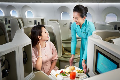 Vietnam Airlines đọ hạng thương gia với các hãng hàng không thế giới - Ảnh 1.