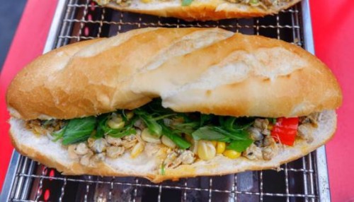 Những quán bánh mì ngon độc lạ chỉ có ở Sài Gòn, dân ‘sành ăn’ nhất định đừng bỏ lỡ! - Ảnh 7.