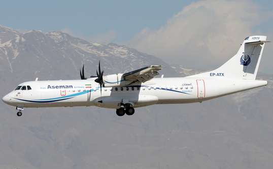Iran: Máy bay chở 66 người đâm vào núi - Ảnh 1.