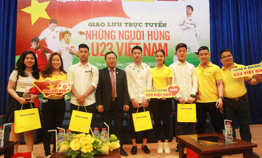 Giao lưu U23 Việt Nam: Xuân Trường bị CĐV đặt câu hỏi khó - Ảnh 25.