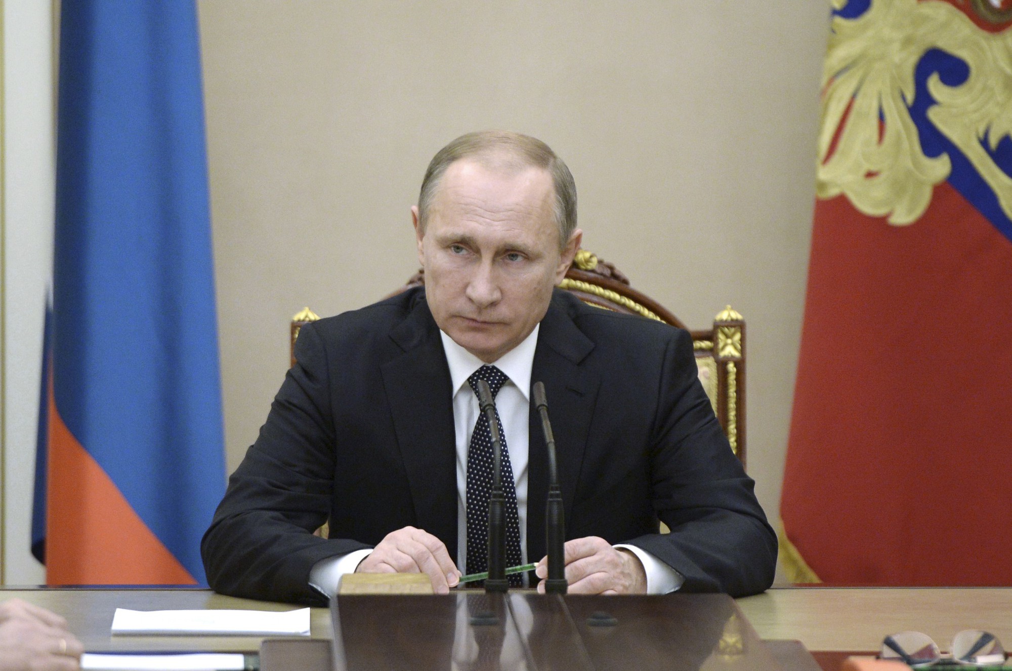 Nhìn lại Tổng thống Putin sau gần 2 thập kỷ nắm quyền - Ảnh 18.