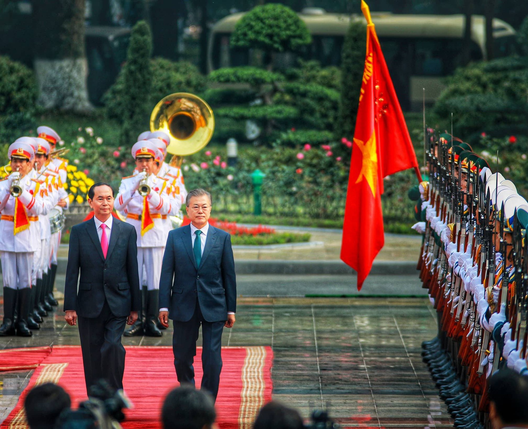 Cận cảnh lễ đón Tổng thống Hàn Quốc Moon Jae In tại Phủ chủ tịch - Ảnh 3.