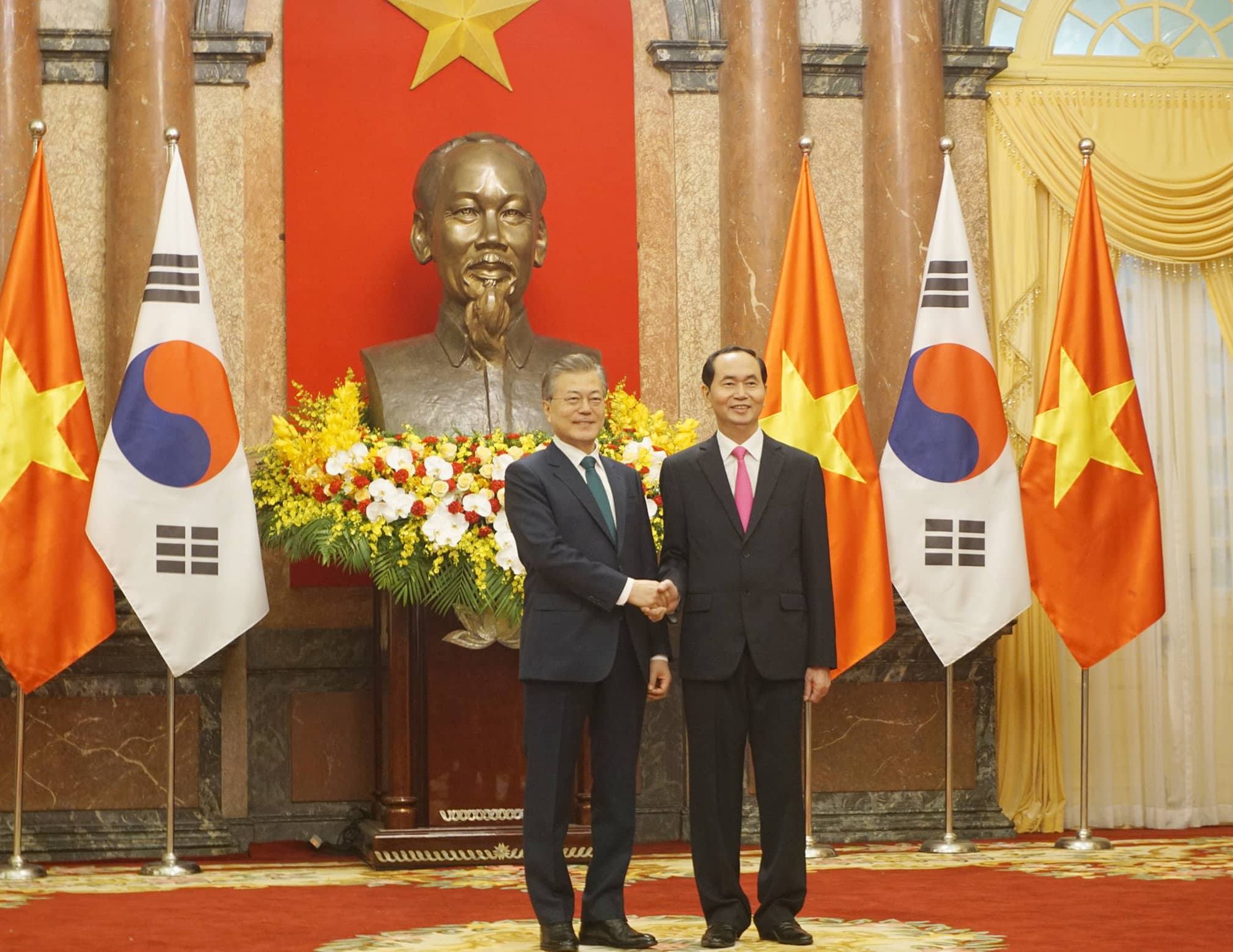 Cận cảnh lễ đón Tổng thống Hàn Quốc Moon Jae In tại Phủ chủ tịch - Ảnh 4.