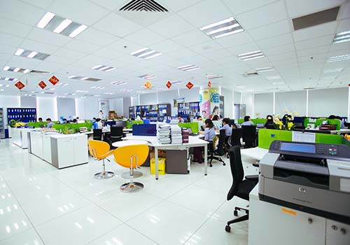 Vinamilk dẫn đầu Top 100 nơi làm việc tốt nhất Việt Nam - Ảnh 2. Vinamilk dẫn đầu Top 100 nơi làm việc tốt nhất Việt Nam - Ảnh 2.