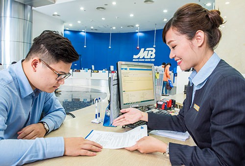MB tiếp tục tạo dựng lòng tin, khẳng định vị thế - Ảnh 1. MB tiếp tục tạo dựng lòng tin, khẳng định vị thế - Ảnh 1.