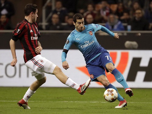 Arsenal bùng nổ khó tin, AC Milan thua tan tác sân nhà - Ảnh 3.