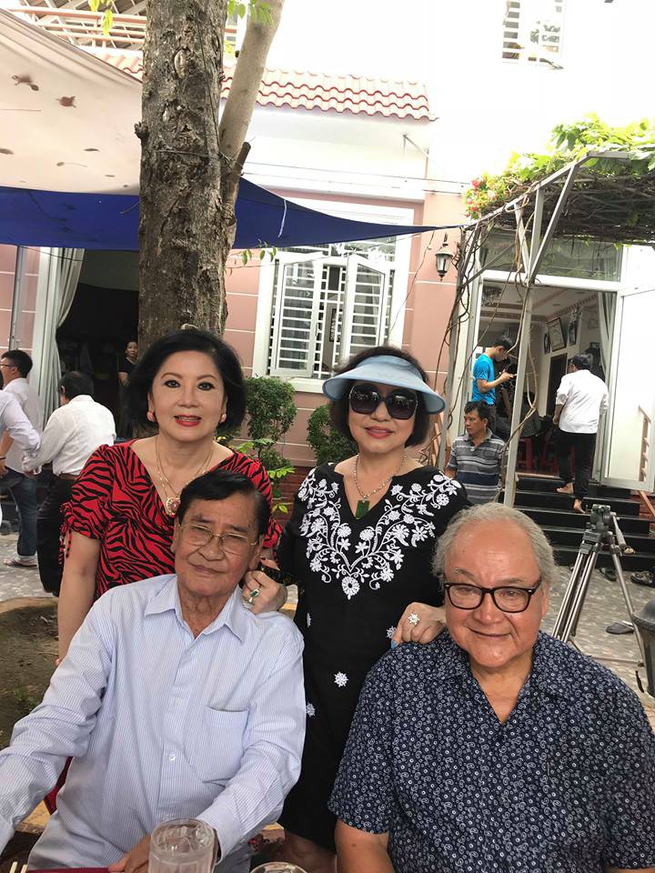 Minh Vương ca b&ecirc;n cầu dệt lụa tưởng nhớ Thanh Sang trong ng&agrave;y giỗ đầu - Ảnh 5.