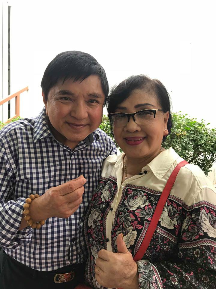 Minh Vương ca b&ecirc;n cầu dệt lụa tưởng nhớ Thanh Sang trong ng&agrave;y giỗ đầu - Ảnh 8.