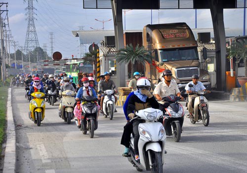 Thu giá không dừng: Mừng nhưng lo - Ảnh 1.