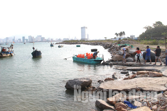 Hai dự án lấn vịnh Nha Trang tai tiếng bị thu hồi đất - Ảnh 1.