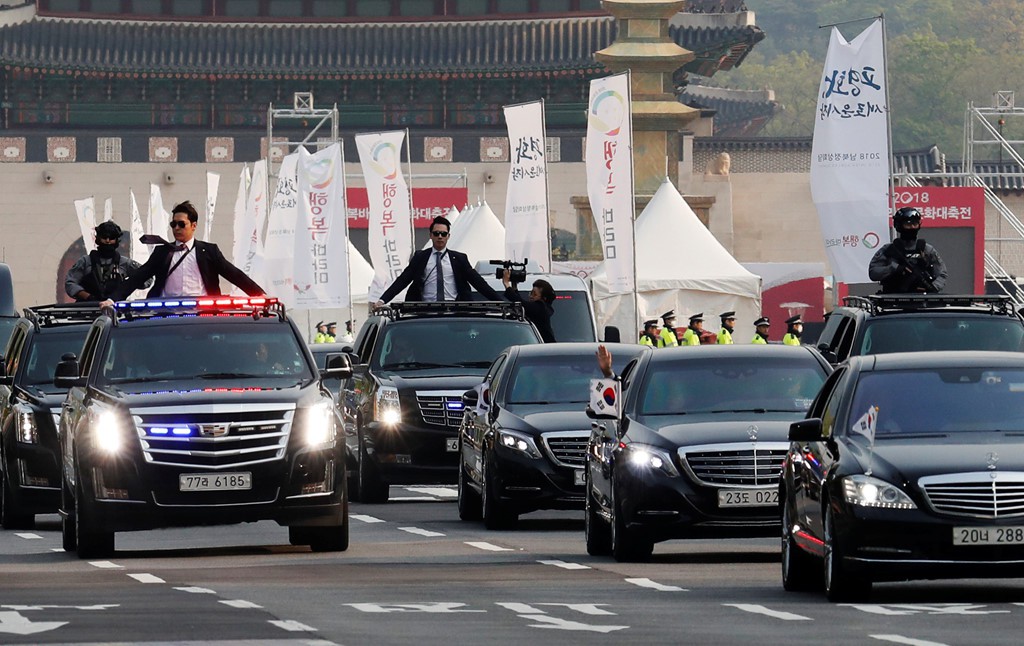 Kim Jong Un roi Binh Nhuong de den DMZ cho thuong dinh lich su hinh anh 1