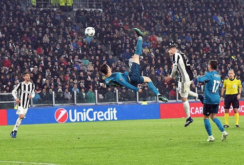 Ronaldo lập siêu phẩm, xô đổ hàng loạt kỷ lục châu Âu - Ảnh 3.