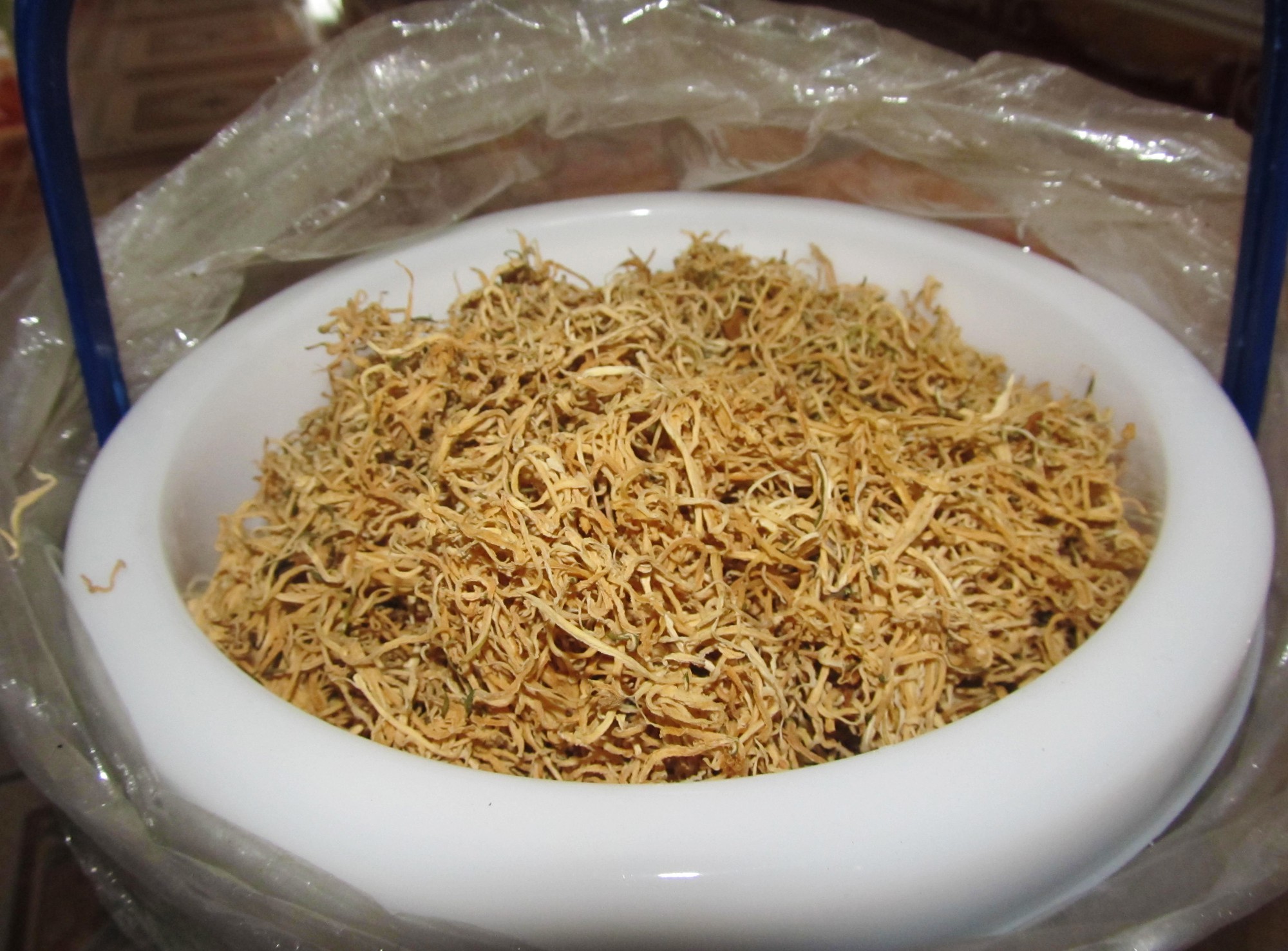 Đu đủ khô - món quà “đặc biệt” từ tay mạ - Ảnh 2.