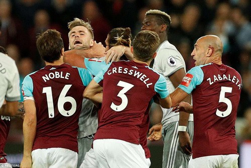 Chia điểm West Ham, Man United giành ngôi á quân Premier League - Ảnh 8.