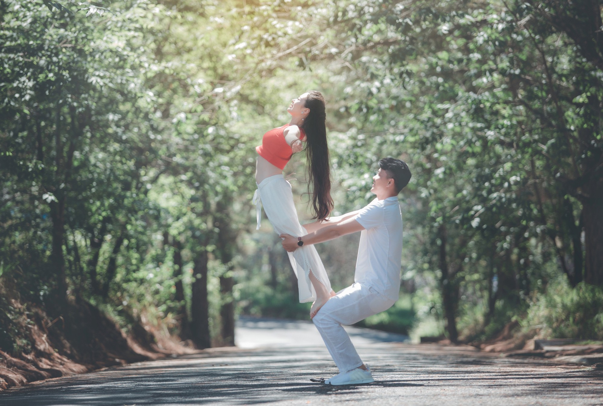 Cựu á quân Á vận hội ngộ duyên trên non cao - Ảnh 3. Cựu á quân Á vận hội ngộ duyên trên non cao - Ảnh 3.