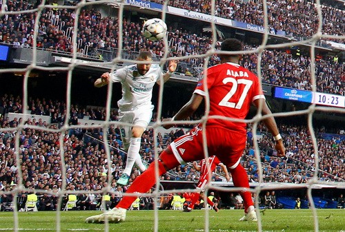 Người hùng Cuneyt Cakir trao vé chung kết cho Real Madrid - Ảnh 4.
