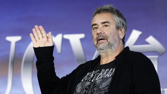 Đạo diễn Luc Besson bị tố cáo hiếp dâm - Ảnh 2.