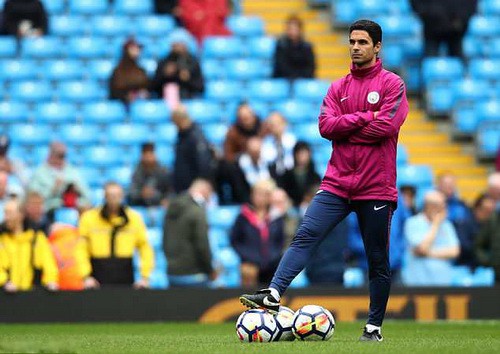 Hủy kèo Arteta phút chót, Arsenal bổ nhiệm Unai Emery - Ảnh 1.