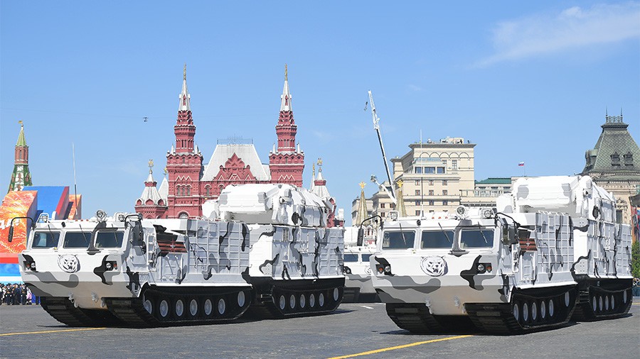 Nga mang robot và tên lửa siêu âm đến lễ diễu binh - Ảnh 6.